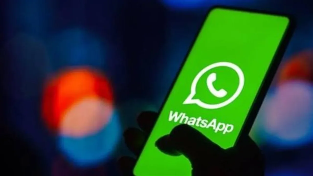 تحديث واتساب.. بوصلة رقمية لفرز المحتوى الفيروسي عن الحالات الشخصية للمستخدمين